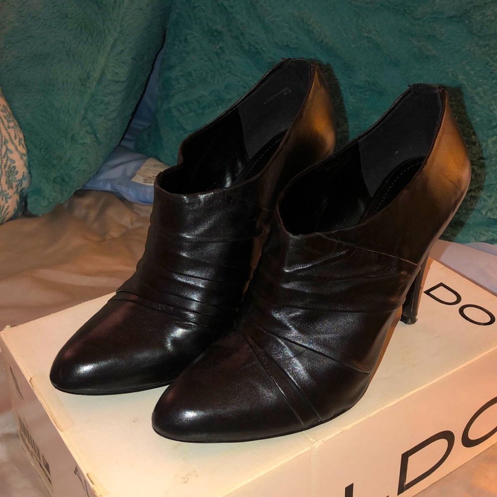 High heal ankle boots